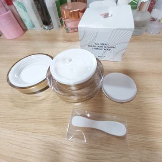 피부미 골드베릴 미라클페어 세레이징 퍼밍 크림 50ml — 5점을 준 리뷰어가 2021년 9월 올린 사용 사진