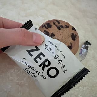 ZERO (초콜릿 칩 쿠키, 카카오 케이크, 후르츠 젤리, 아이스 콜라, 아이스 초코바) — 5점을 준 리뷰어가 2022년 6월 올린 사용 사진