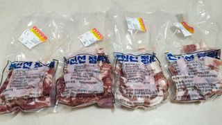 찐신선 한끼한팩 미국 냉동 목살 & 네덜란드 냉동 삼겹살 SET — 5점을 준 리뷰어가 2021년 11월 올린 사용 사진
