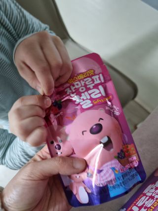 [팔도] 잔망루피젤리 믹스베리맛 42g 8개 — 5점을 준 리뷰어가 2022년 3월 올린 사용 사진