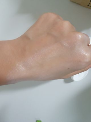 메타포레 12PM  카밍 선스크린 — 5점을 준 리뷰어가 2021년 8월 올린 사용 사진