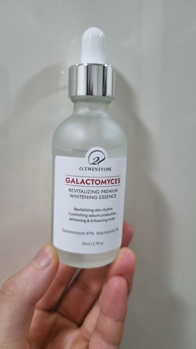 오투에니원 갈락토미세스 리바이탈라이징 프리미엄 화이트닝 에센스 50ml 리뷰 사진
