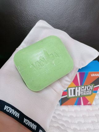 바나다바디케어 때잡이 알프레도 때비누 100g 기획세트 — 4.5점을 준 리뷰어가 2021년 9월 올린 사용 사진