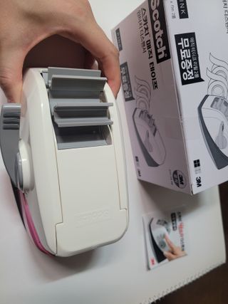 3M 한번의 터치로 깔끔하게 착! 원터치 테이프 디스펜서 — 5점을 준 리뷰어가 2023년 7월 올린 사용 사진