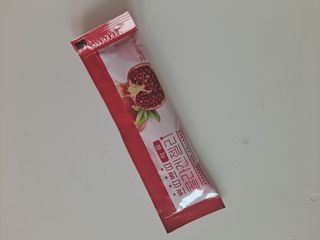헬스업_쁘띠쁘띠석류콜라겐젤리_20g x 14포 — 4점을 준 리뷰어가 2021년 3월 올린 사용 사진