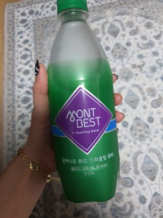 몽베스트 Montbest with Sparkling water Plain 20병 — 5점을 준 리뷰어가 2021년 10월 올린 사용 사진
