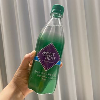 몽베스트 Montbest with Sparkling water Plain 20병 — 5점을 준 리뷰어가 2022년 6월 올린 사용 사진