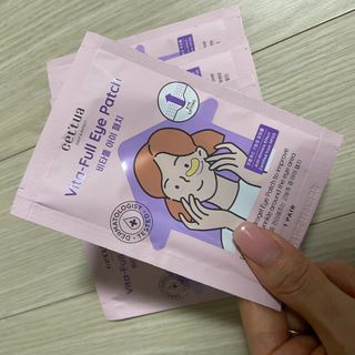 세뚜아(Cettua) 나우[세뚜아] 비타풀 아이 패치 Cettua Vita-Full Eye Patch — 4.5점을 준 리뷰어가 2024년 3월 올린 사용 사진