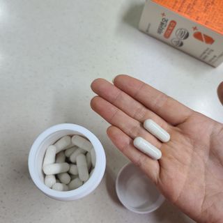 프리마인 성큼다가온 봄, 이너뷰티를 챙겨야 피부도 화사하게, 컨디션도 활기차게. 흡수율을 높인 고효율 비타민. — 5점을 준 리뷰어가 2022년 10월 올린 사용 사진