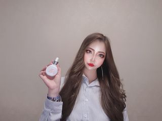 KISSY BAE 키시베이 키시베이 리얼화이트 톤업틴트 — 2.5점을 준 리뷰어가 2021년 9월 올린 사용 사진