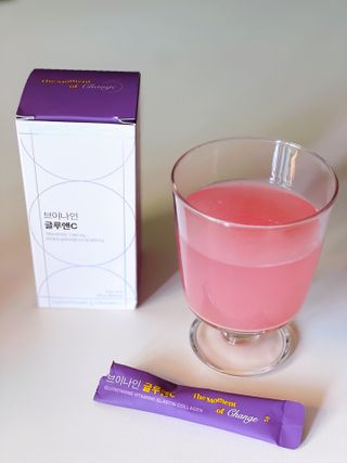 브이나인 글루타치온 비타민C 콜라겐 세라마이드 14포 1BOX — 4점을 준 리뷰어가 2022년 8월 올린 사용 사진