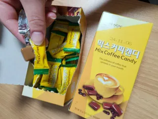 (주) 피치코리아 믹스커피캔디76g x2개입 — 4점을 준 리뷰어가 2022년 11월 올린 사용 사진