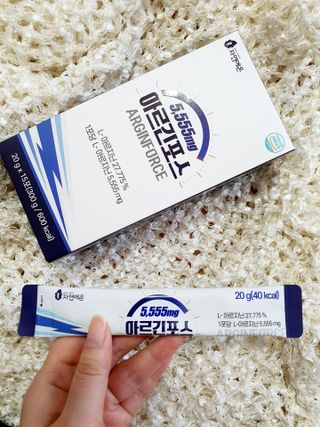 자연에온 아르긴포스 L-아르기닌 5555mg 스틱 15개입 1박스 — 5점을 준 리뷰어가 2021년 4월 올린 사용 사진
