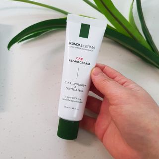 쿤달더마 C.P.R. 시카 밤 리페어 크림 50ml — 4점을 준 리뷰어가 2020년 12월 올린 사용 사진