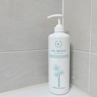 [닥터문] 센텔라 시카케어 화이트머스크 바디워시 1000ml — 5점을 준 리뷰어가 2023년 6월 올린 사용 사진