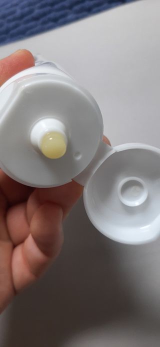 랑벨 비타 에너지 잡티 크림 75ml (피부 속 기미완화크림) — 5점을 준 리뷰어가 2022년 6월 올린 사용 사진