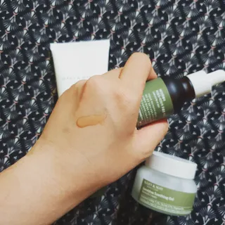 마리엔메이 센서티브 수딩 젤 크림 + 어성초 티트리 추출물 세럼 + 어성초 티트리 모공 클렌징 폼 — 4점을 준 리뷰어가 2021년 8월 올린 사용 사진
