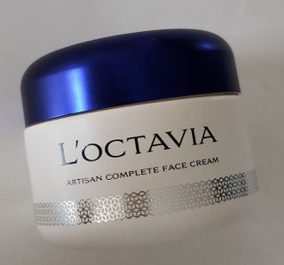 록타비아 Artisan Complete Face Cream — 5점을 준 리뷰어가 2023년 11월 올린 사용 사진
