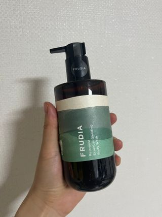 [후르디아]  인공향ZERO 아로먀향 비건 바디워시 (랜덤 1종) — 5점을 준 리뷰어가 2023년 3월 올린 사용 사진