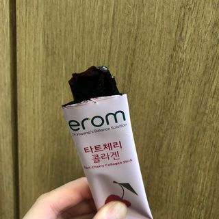 이롬 erom 타트체리 콜라겐 — 5점을 준 리뷰어가 2021년 3월 올린 사용 사진
