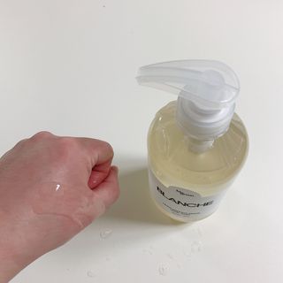 빅그린 니치 퍼퓸 바이옴바디워시 500ml(상탈, 블랙베리&베이, 블랑쉐 3종 중 택1) — 5점을 준 리뷰어가 2022년 8월 올린 사용 사진