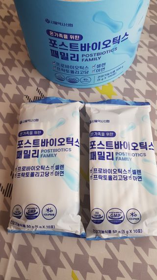 서울약사신협_포스트바이오틱스패밀리_5g x 100포 — 5점을 준 리뷰어가 2021년 3월 올린 사용 사진