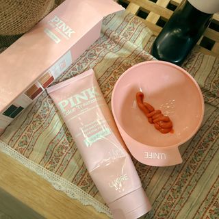 [유니프] 헤어 샤이니 핑크 컬러 트리트먼트240g — 5점을 준 리뷰어가 2023년 12월 올린 사용 사진