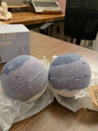소담스퀘어 상암 Evreryday Bath Bomb Day7(에브리데이 배쓰밤 데이7) / 7종 중 2종 랜덤발송 — 5점을 준 리뷰어가 2022년 11월 올린 사용 사진