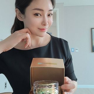 메디힐 캘러스 멀티 골드 리프팅 크림 — 5점을 준 리뷰어가 2021년 4월 올린 사용 사진