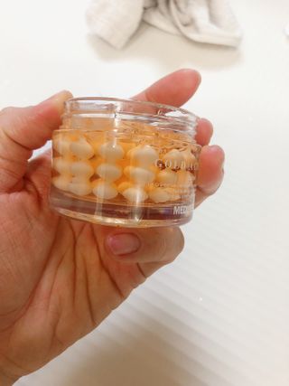 메디필 골드 에이지 톡스 크림 — 4점을 준 리뷰어가 2020년 12월 올린 사용 사진