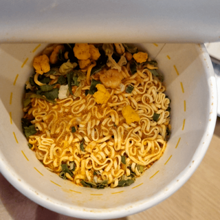 NISSIN 닛신 컵누들  4종 - 씨푸드오리지날, 씨푸드 스파이시, 씨푸드 커리, 씨푸드 XO소스 — 5점을 준 리뷰어가 2023년 1월 올린 사용 사진