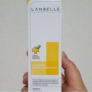 랑벨 비타 에너지 잡티 크림 75ml (피부 속 기미완화크림) — 5점을 준 리뷰어가 2022년 5월 올린 사용 사진