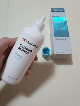 리더스코스메틱 리더스 카밍 바이오틱스 에센스 워터 — 5점을 준 리뷰어가 2022년 1월 올린 사용 사진