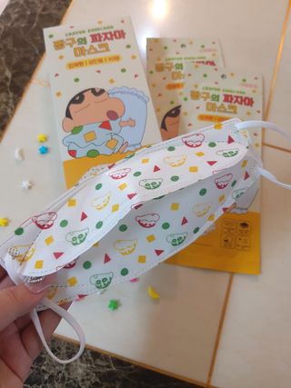 [숨그림] 3D 입체형, 짱구, 무직타이거, 빨강머리앤 우리아이 그리고 내가 쓰는 믿을수있는 케릭터 마스크 — 5점을 준 리뷰어가 2021년 10월 올린 사용 사진