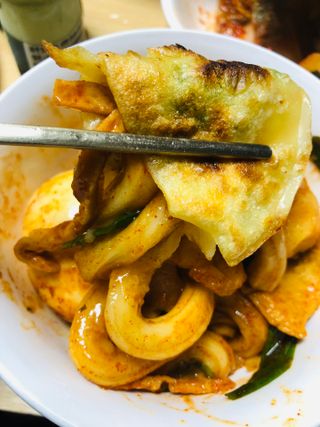 [푸딩팩토리] 즉석누들떡볶이 540g + 대구전통 납작만두 260g — 5점을 준 리뷰어가 2022년 12월 올린 사용 사진