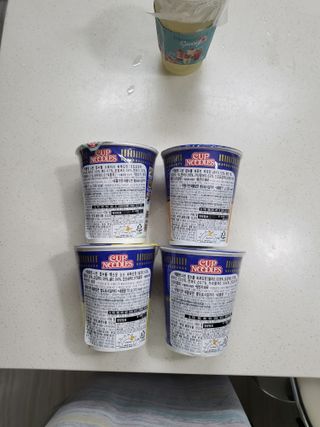 NISSIN 닛신 컵누들  4종 - 씨푸드오리지날, 씨푸드 스파이시, 씨푸드 커리, 씨푸드 XO소스 — 5점을 준 리뷰어가 2022년 4월 올린 사용 사진