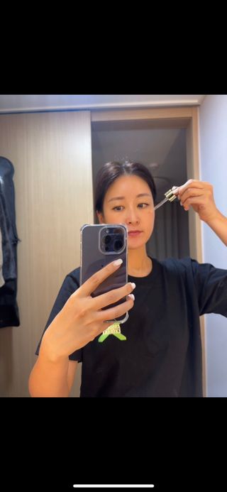 소담스퀘어 상암 솔포그 비타민 화이트닝 앰플 50ml 안티에이징 항산화 가미 잡티 트러블 세라마이드 — 5점을 준 리뷰어가 2022년 11월 올린 사용 사진