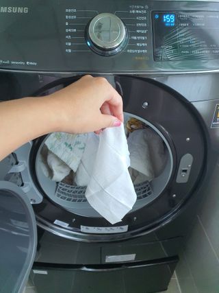 [이즈라이프코스메틱] 퍼퓸 드라이어 시트 히노끼향  or 블랑향 2중 택1 30매 — 5점을 준 리뷰어가 2021년 8월 올린 사용 사진