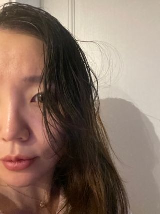 딸로 맥주효모 두피스케일러 / 각질&노폐물 타파 두피 딥-클렌징 — 4점을 준 리뷰어가 2024년 2월 올린 사용 사진