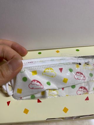[숨그림]  덴탈마스크 짱구 우리아이 그리고 내가 쓰는 믿을수있는 케릭터 마스크  16종 — 5점을 준 리뷰어가 2021년 9월 올린 사용 사진