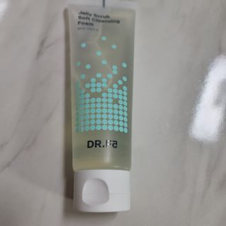 닥터에프파이브 젤리스크럽 소프트 클렌징폼 120ml — 5점을 준 리뷰어가 2022년 6월 올린 사용 사진