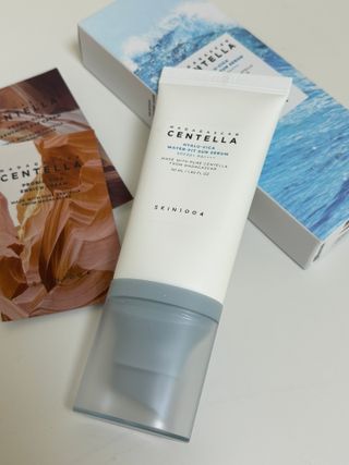 [스킨1004] 마다가스카르 센텔라 히알루-시카 워터핏 선세럼 50ml — 5점을 준 리뷰어가 2024년 5월 올린 사용 사진