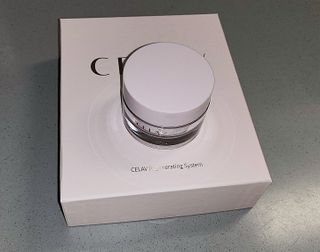 프리마인 바르기만 하면 철벽 스킨케어+24시간 마스크팩 효과. 셀라브 리제너레이팅 시스템 부스터+크림 세트 — 5점을 준 리뷰어가 2023년 4월 올린 사용 사진