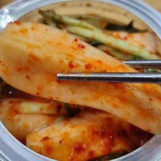 셰프애찬 알타리김치 총각김치 1kg — 5점을 준 리뷰어가 2022년 10월 올린 사용 사진