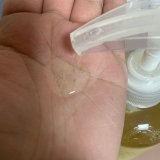 빅그린 카렌듈라(지성두피용)&시카(중건성두피용)탈모샴푸500ml-택1,빅그린 프리미어바이옴탈모앰플팩 60ml — 5점을 준 리뷰어가 2023년 1월 올린 사용 사진
