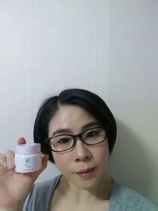 AYU25[아유트웬티파이브]다마스크로즈워터 베이스 천연 수분 촉촉 크림 — 5점을 준 리뷰어가 2021년 4월 올린 사용 사진