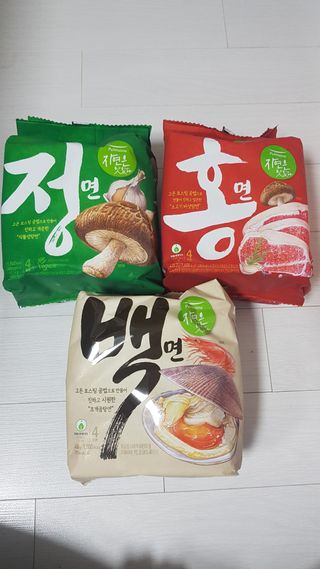 [풀무원] 자연은맛있다 정면, 백면, 홍면  세트 — 5점을 준 리뷰어가 2021년 4월 올린 사용 사진