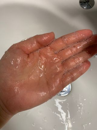 더마힐 헤어 컨디셔닝 샴푸 500ml 3종 중 택1 — 5점을 준 리뷰어가 2021년 4월 올린 사용 사진