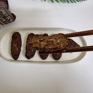 한성기업 명란한 떡갈비 — 4점을 준 리뷰어가 2021년 10월 올린 사용 사진