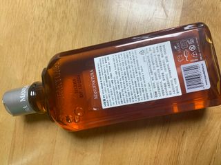 체코 비건화장품 마뉴팍투라 향좋은 맥주 샤워젤 (300ml) — 5점을 준 리뷰어가 2022년 6월 올린 사용 사진